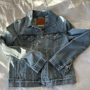 Levi's Premium Collection, Ex-Boyfriend Trucker Jacket in a light denim wash
